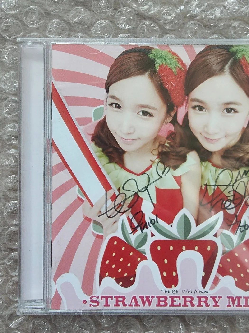 Strawberry Milk Promo Sticker 1st Mini Album Autographed Hand Signed, image 2