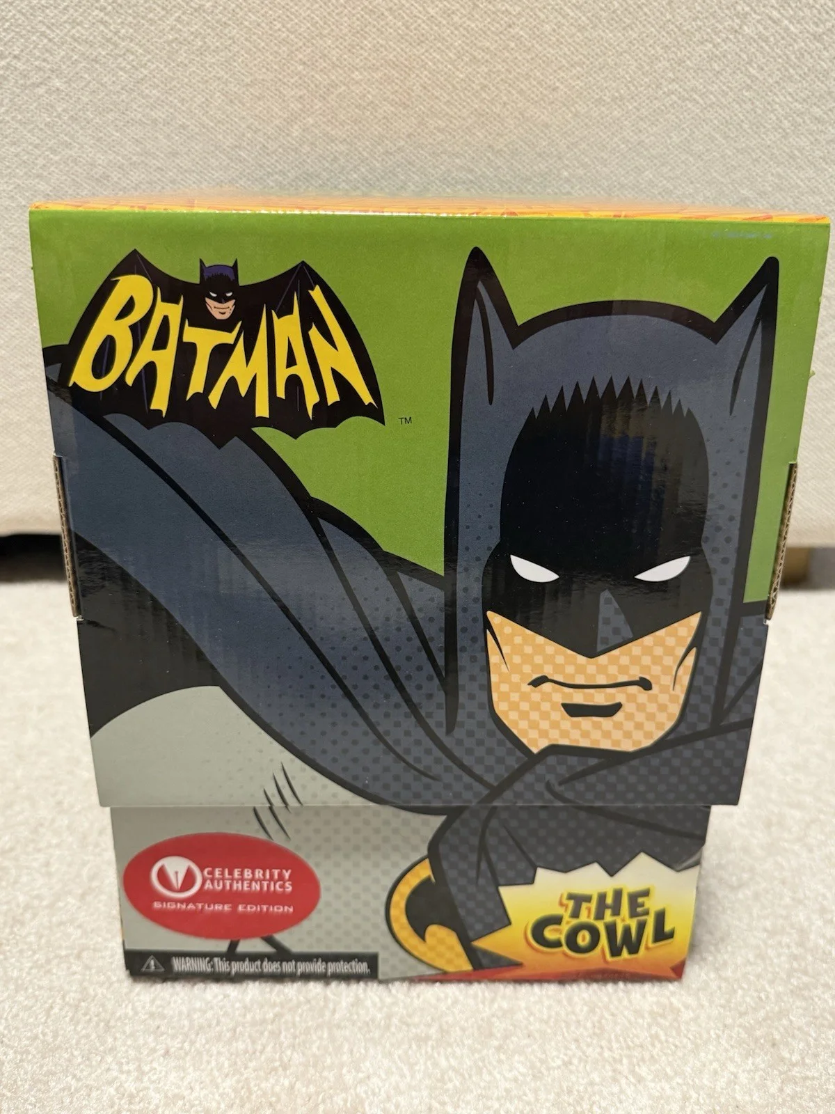 Adam West — Adam West Signed 1966 Batman Scale Screen Accurate Cowl with Display Case CA COA, image 3