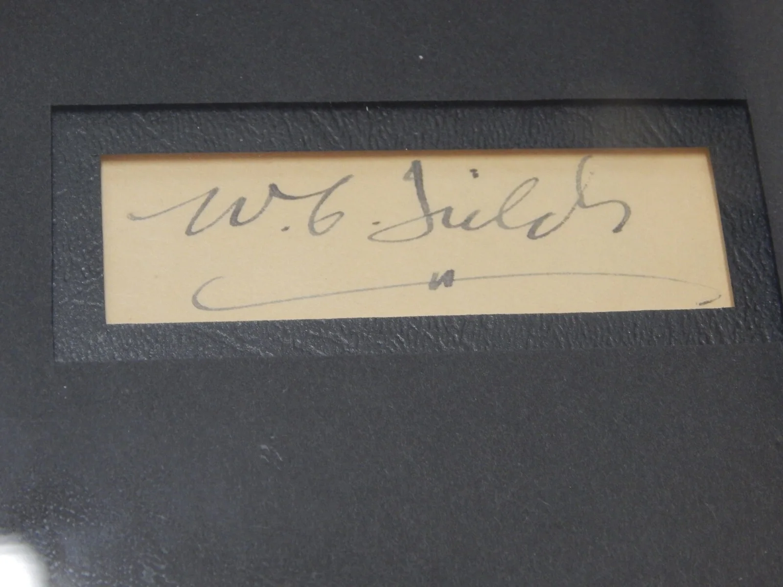 Mae West W.C Fields — Rare W.C. Fields & Mae West My Little Chickadee Framed Matted Signatures w/ LOA, изображение 5