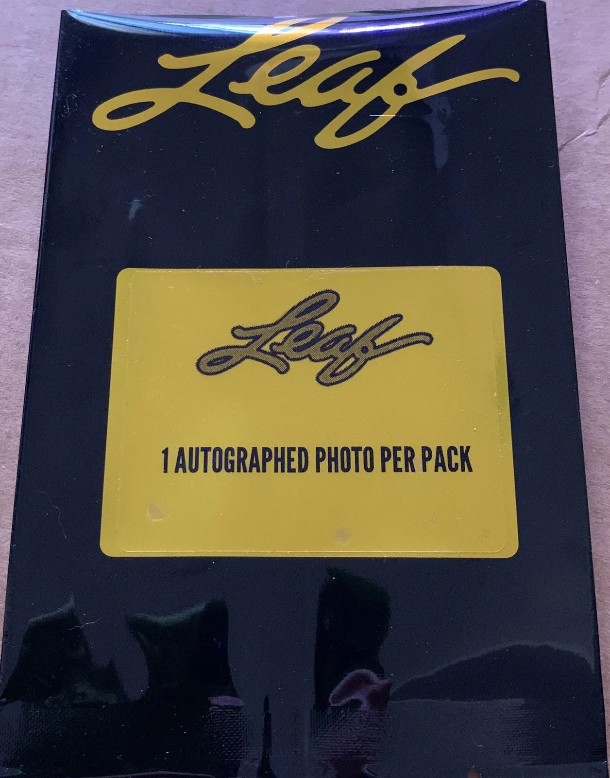 Patricia Schultz — Author Patricia Schultz Signed Polaroid By Leaf Phographic 1000 Places To Visit, image 3