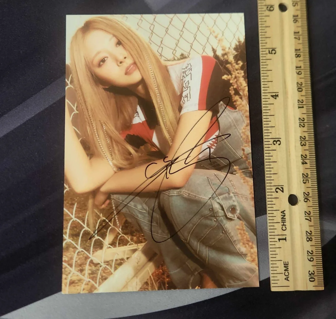 Tzuyu Signed / Autograped TWICE - Ready to Be Album Photo (Mwave), image 3