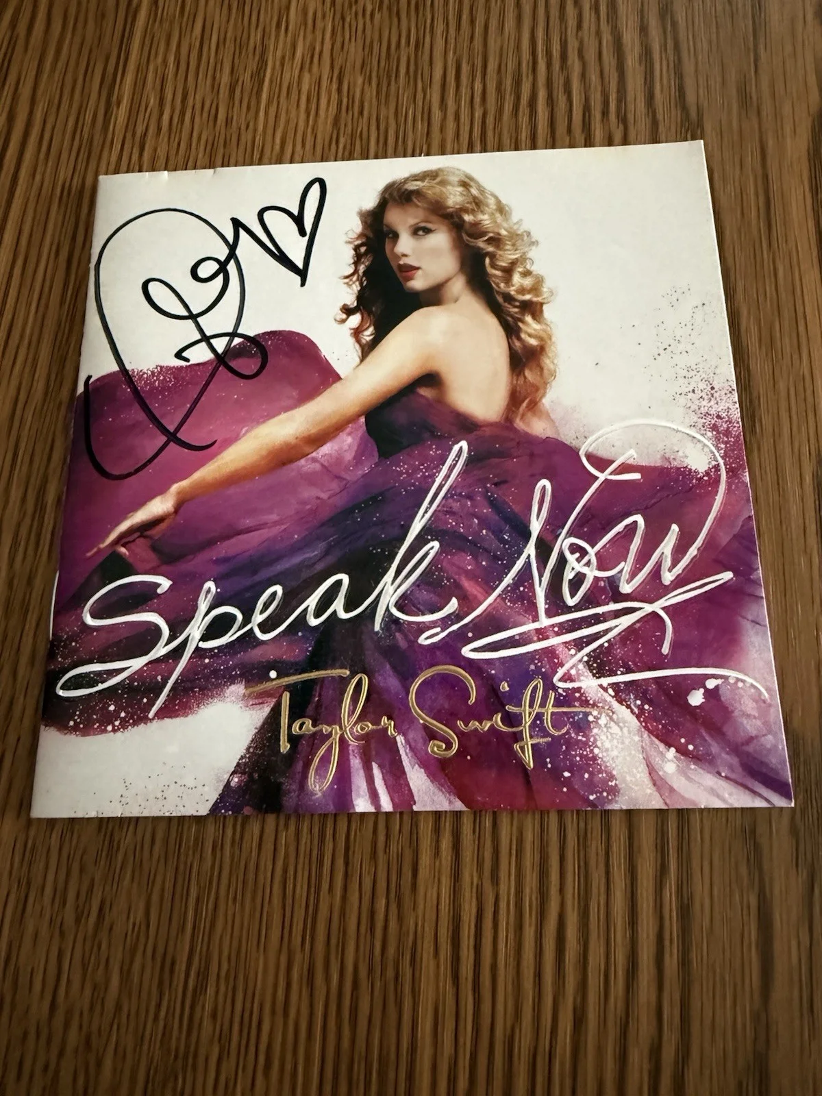 SIGNED Taylor Swift Speak Now CD 2010, image 2