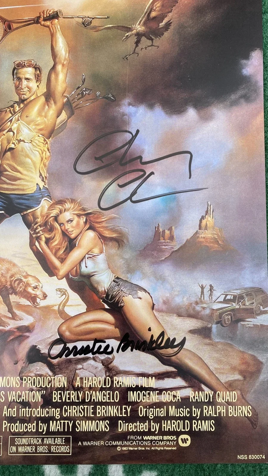 Chevy Chase, Christie Brinkley — Chevy Chase/Christie Brinkley Autographed 11x17 Vacation Movie Poster Beckett, изображение 4