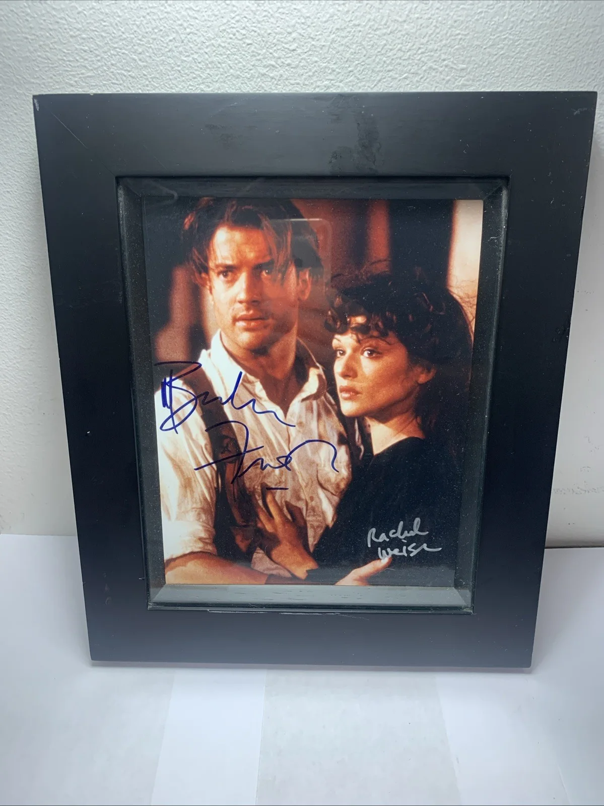 Autographed Picture of Brendan Fraser and Rachael Weiss. Framed with COA, изображение 3
