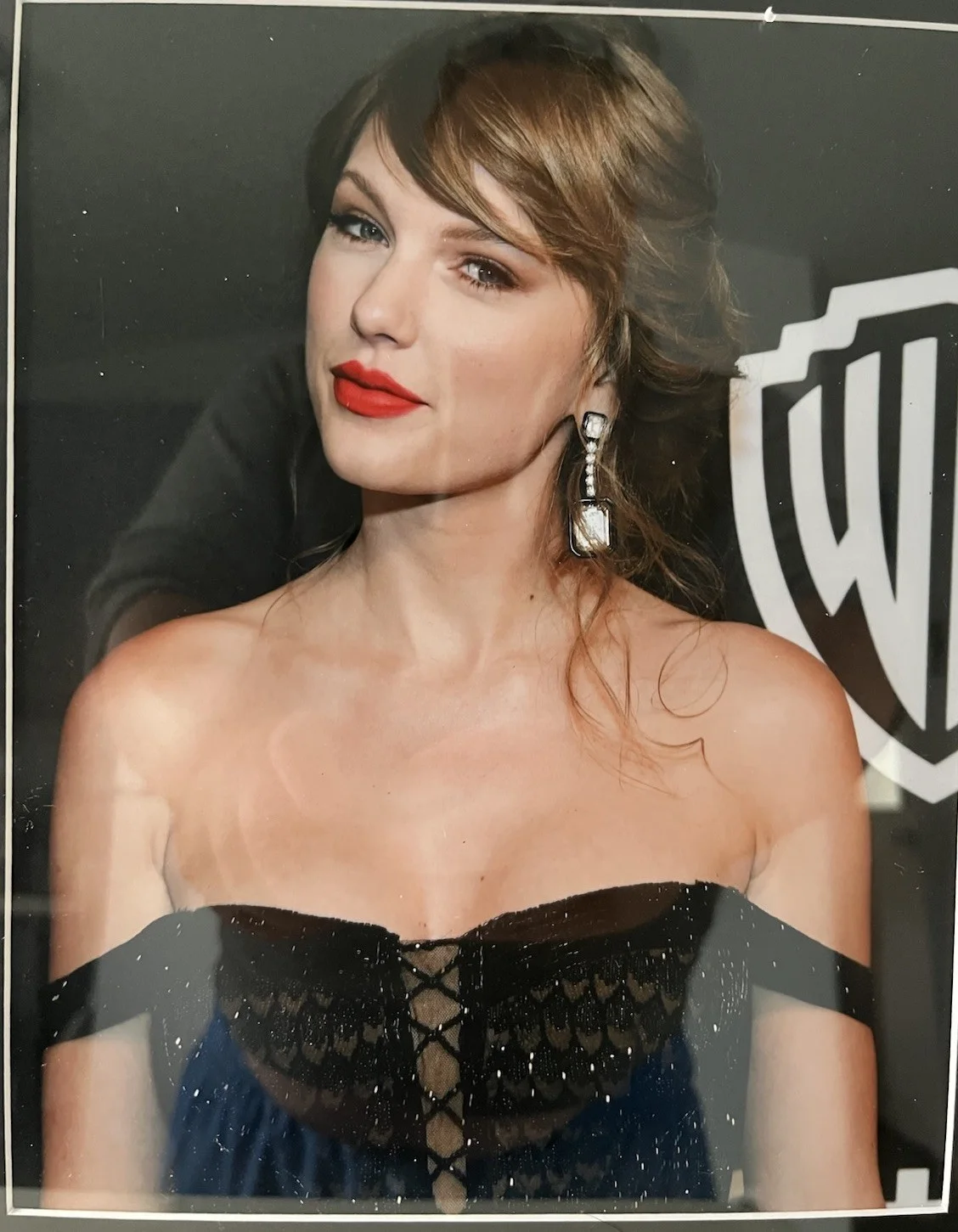Taylor Swift signed autographed index card & photo 8x10 framed 11x14 Hologram, изображение 2