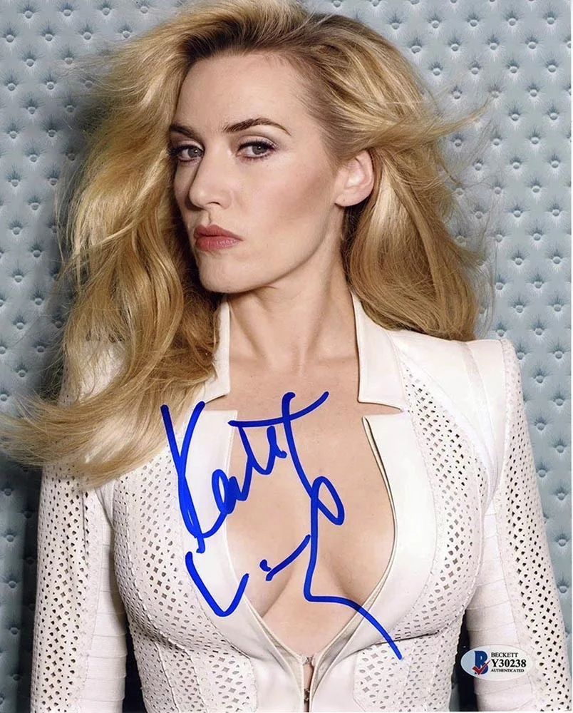 Kate Winslet — Kate Winslet 8x10 Photo Signed Autographed BAS BECKETT COA