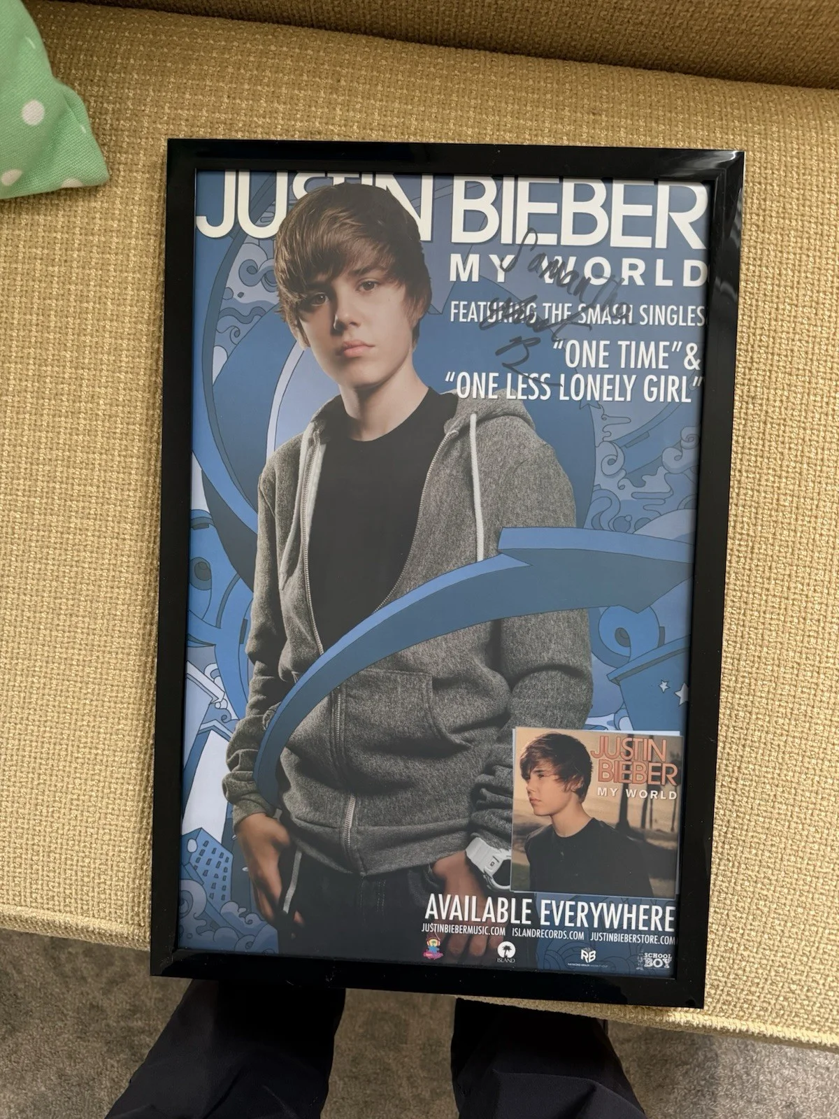 Póster autografiado raro firmado por Justin Bieber My World 2.0 11x17 ACOA LOA, изображение 2