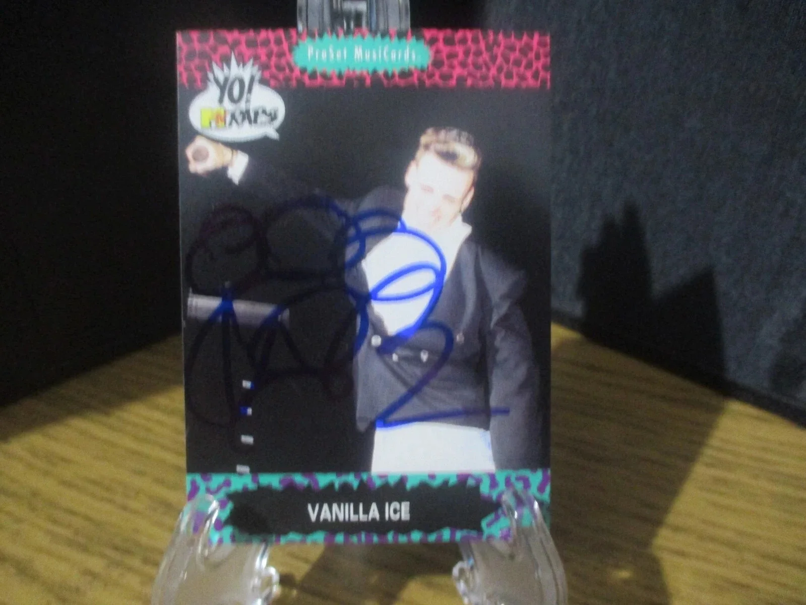 VANILLA ICE AUTHENTIC SIGNED/AUTOGRAPHED YO! MTV RAPS CARD-ROB VAN WINKLE-RAPPER, image 2
