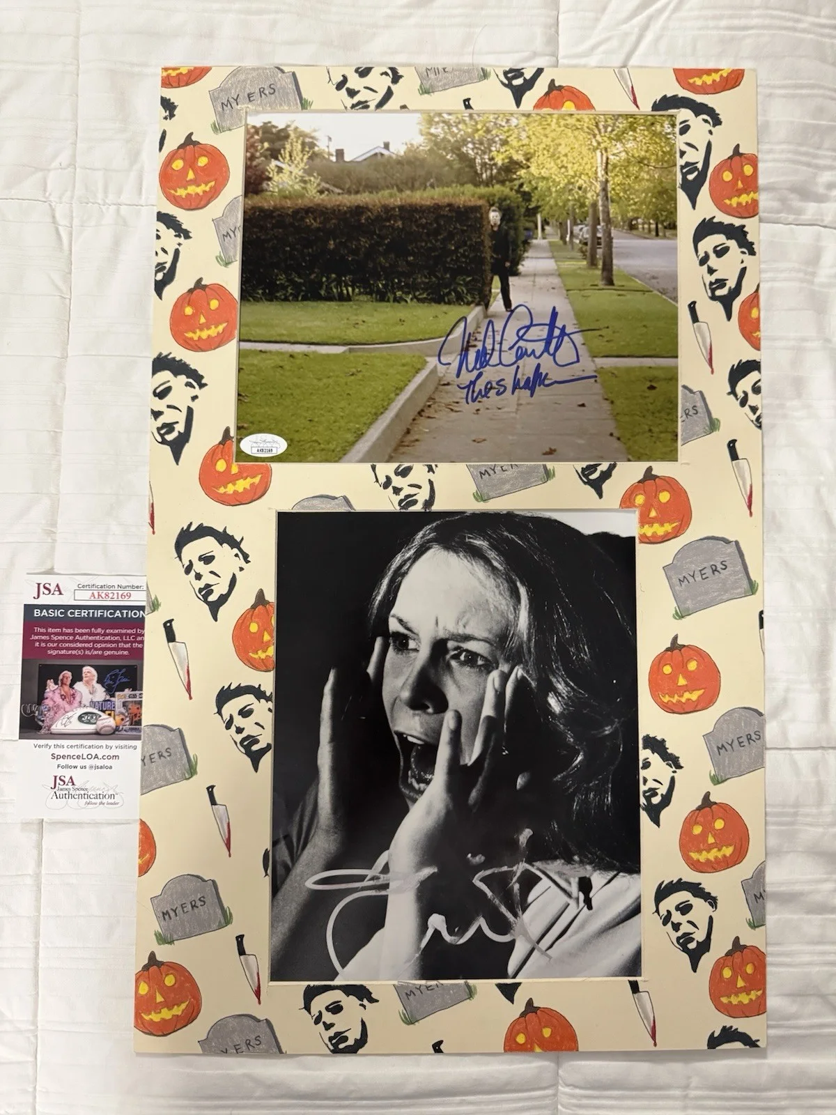Jamie Lee Curtis & Nick Castle — Jamie Lee Curtis & Nick Castle Signed HalloweenPhoto Autographed JSACustom Matte