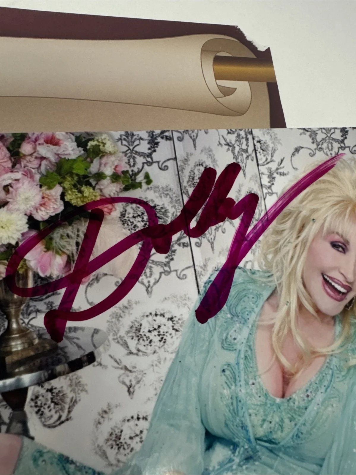 DOLLY PARTON Autographed 8.5 x 11 Hand Signed Photo COA Pink Pen bold pretty, image 2