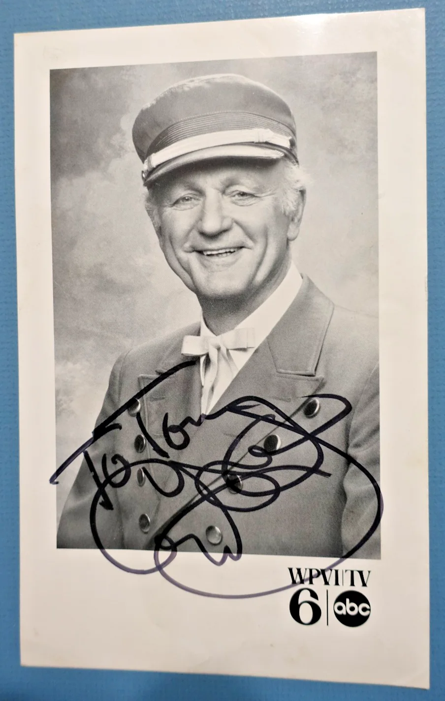 Captain Noah — CAPTAIN NOAH WPVI TV6 ABC 5x8 Autographed Photograph TV Memorabilia,Philadelphia