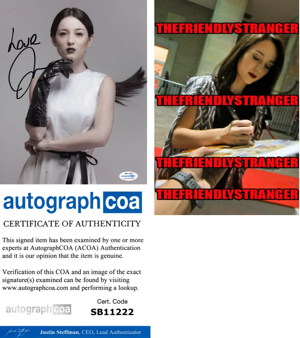 JULIE ESTELLE — Julie Estelle signed Auto 8x10 Photo PROOF SEXY Hot THE RAID 2 Headshot ACOA COA
