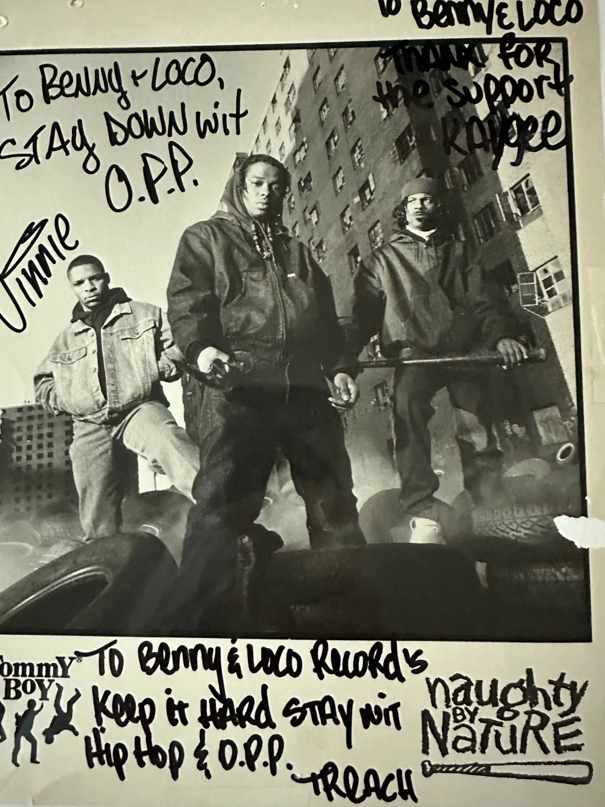 Dj Kay Gee Vin Rock Treach — NAUGHTY BY NATURE X3 SIGNED AUTOGRAPH 8X10 PHOTO DJ KAY GEE VIN ROCK TREACH, изображение 3