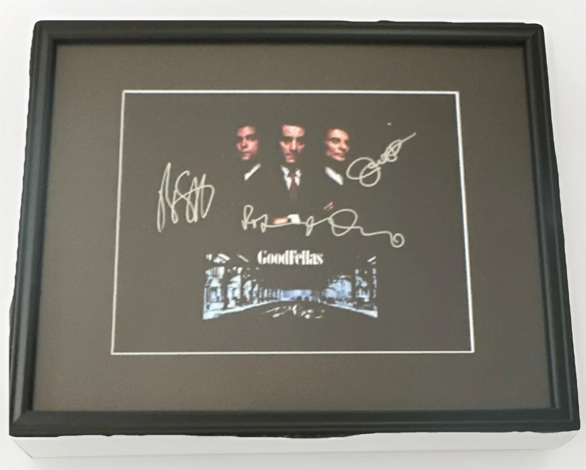 Goodfellas Signed Photo 8x10 De Niro Pesci Liotta Framed w COA, image 2
