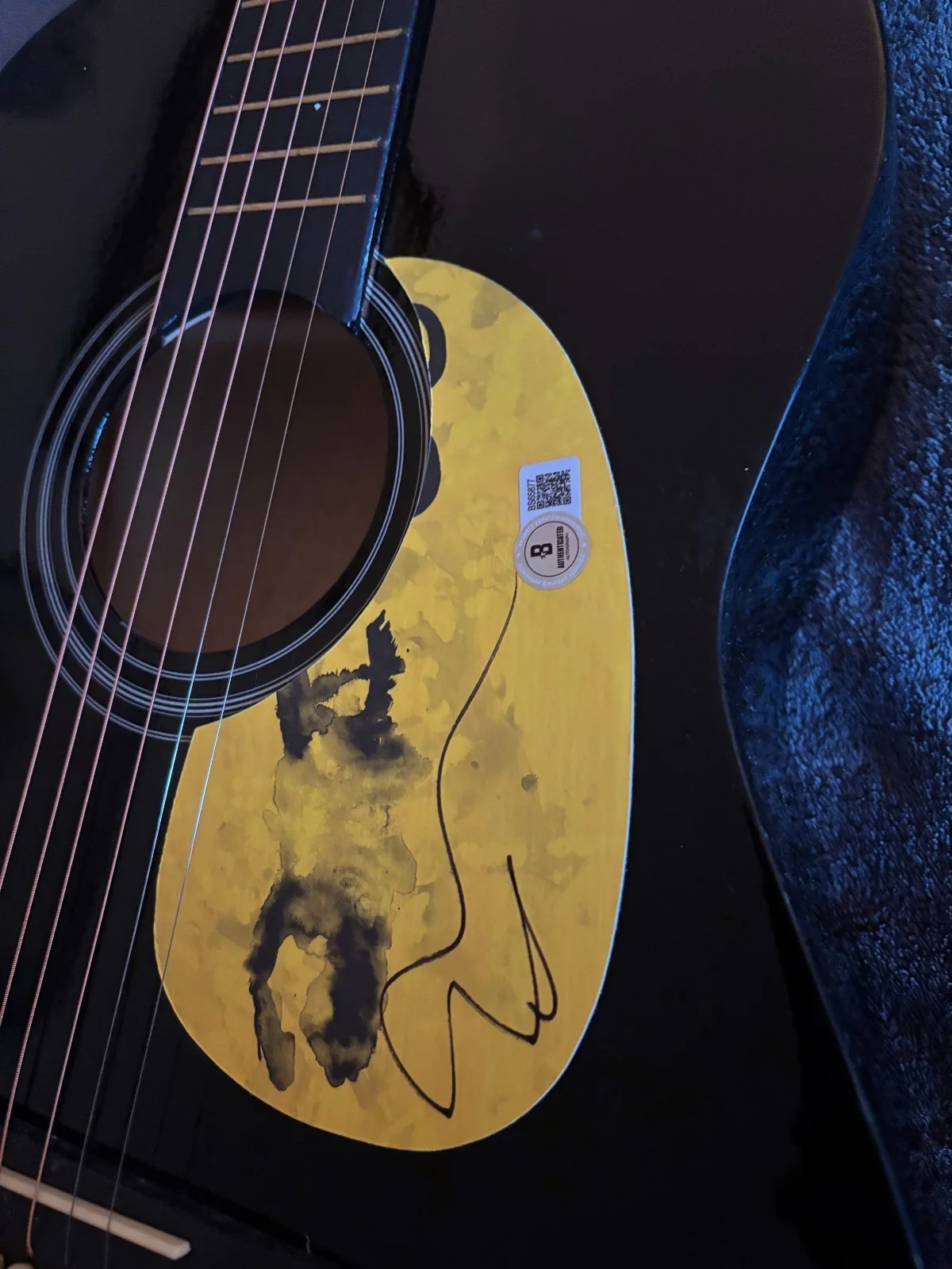 Ed Sheeran Signed 38" Acoustic Autographed Guitar, Authenticated by Beckett, image 4