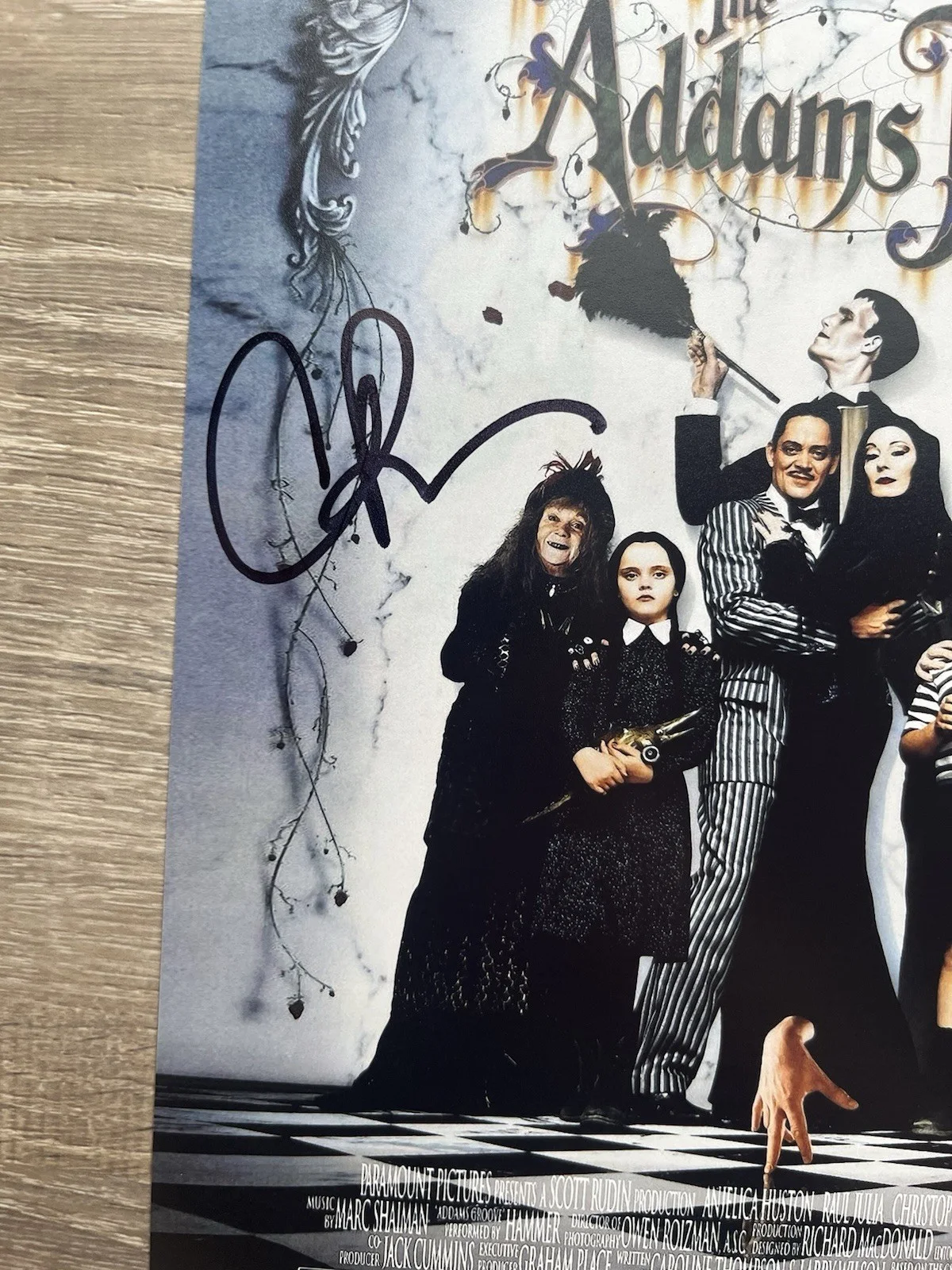 Christopher Lloyd Christina Ricci Anjelica Huston Signed Addams Family 8x10 BAS, image 3