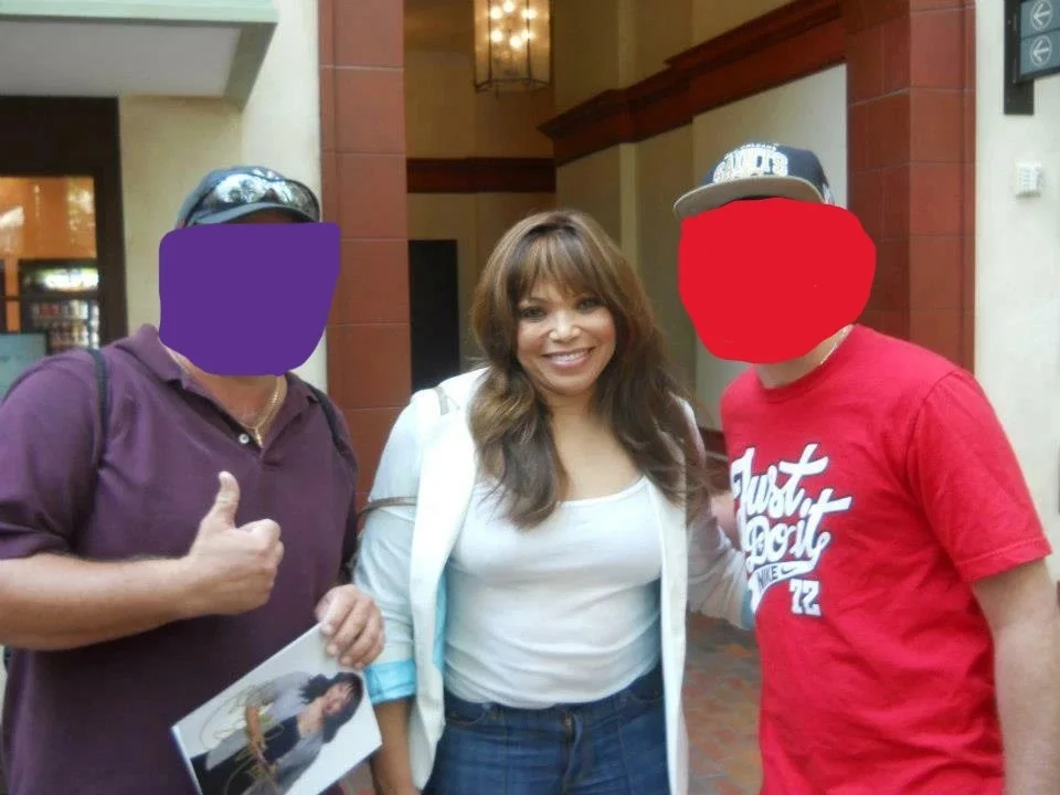 TISHA CAMPBELL MARTIN — TISHA CAMPBELL MARTIN AUTHENTIC AUTOGRAPHED/SIGNED 8X10 PHOTO--ACTRESS, image 2
