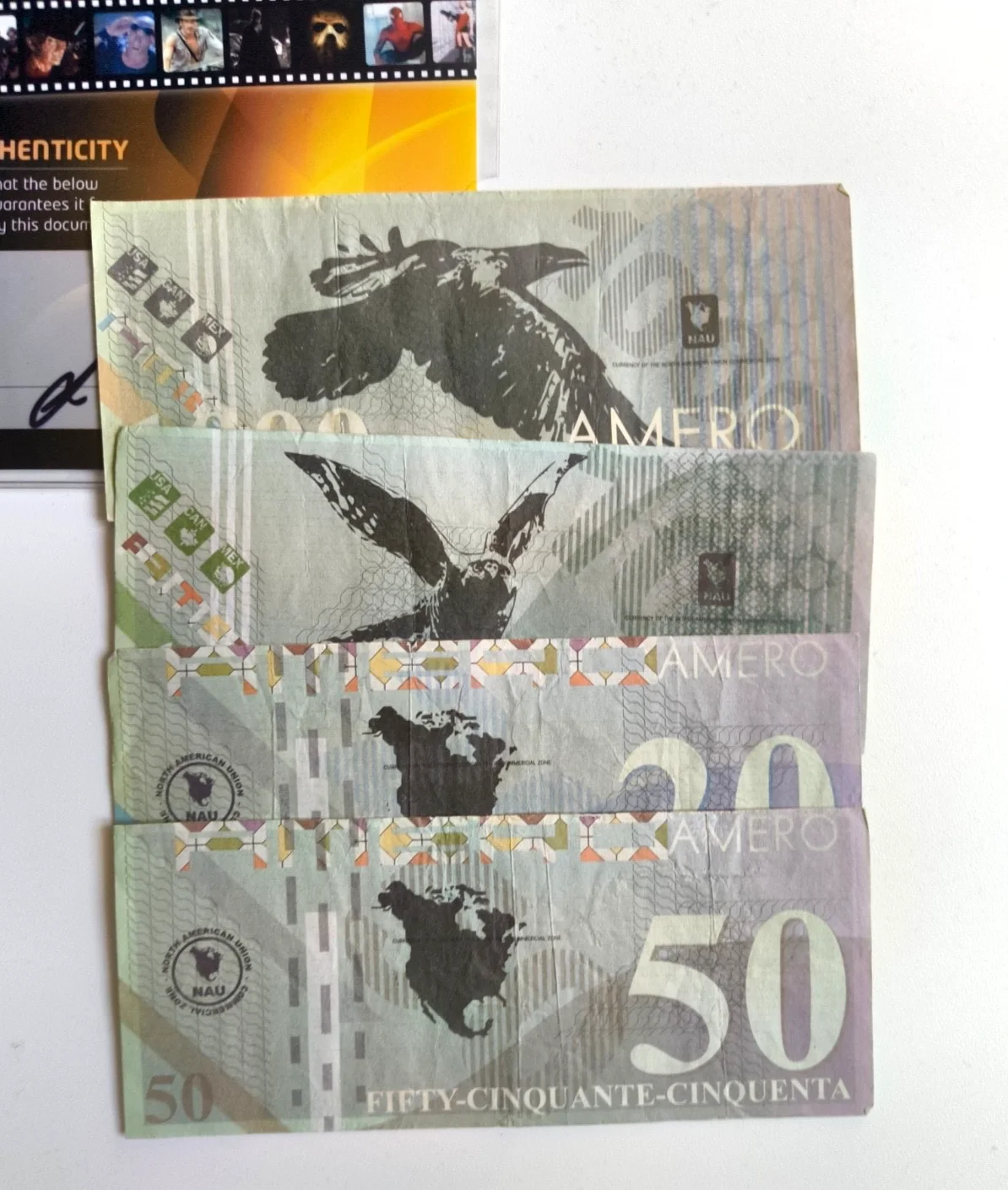 Elysium 2013 amero bills screen used with COA, 20 50 100 1000 originals, изображение 2