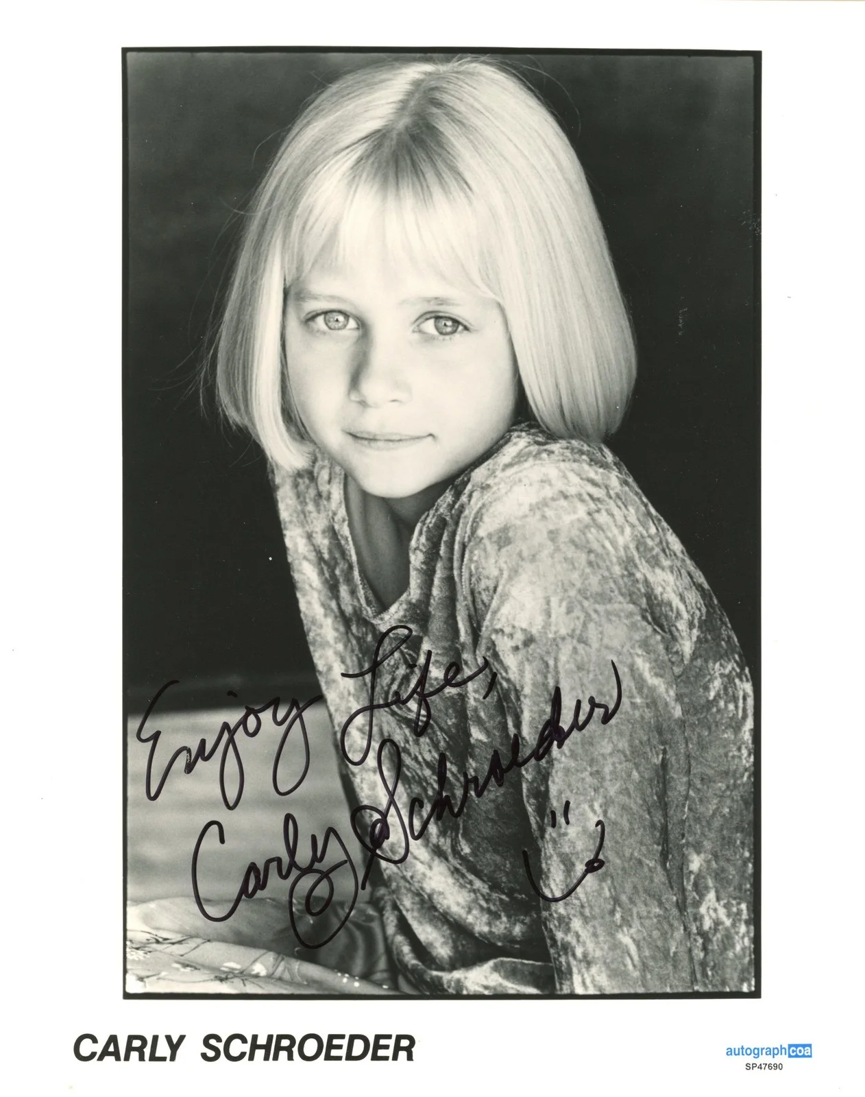 Carly Schroeder — Carly Schroeder "Lizzie McGuire" AUTOGRAPH Signed Autographed 8x10 Photo B ACOA