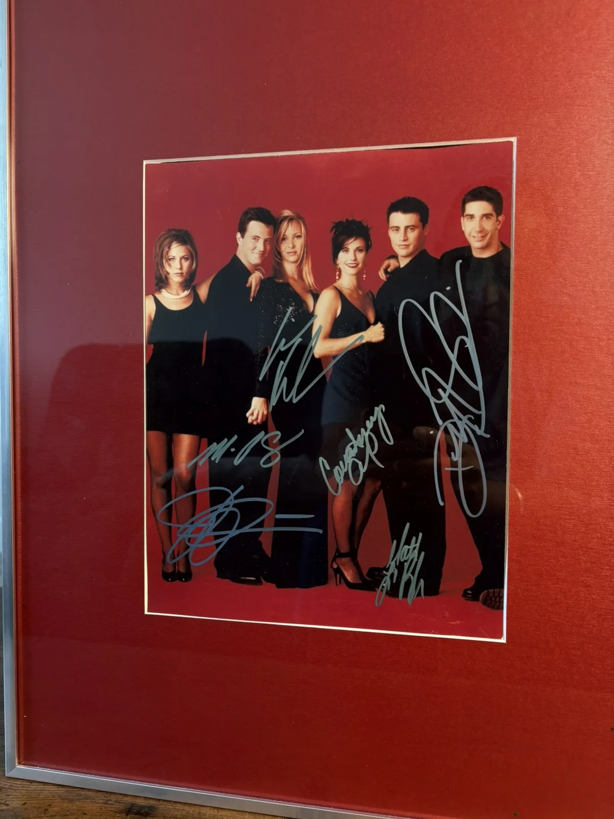 Jennifer Aniston, Courteney Cox, Matt Leblanc, Matthew Perry — FRIENDS (Full Cast x6) Signed 8.5X11 in. Authentic Original Autographs w/COA