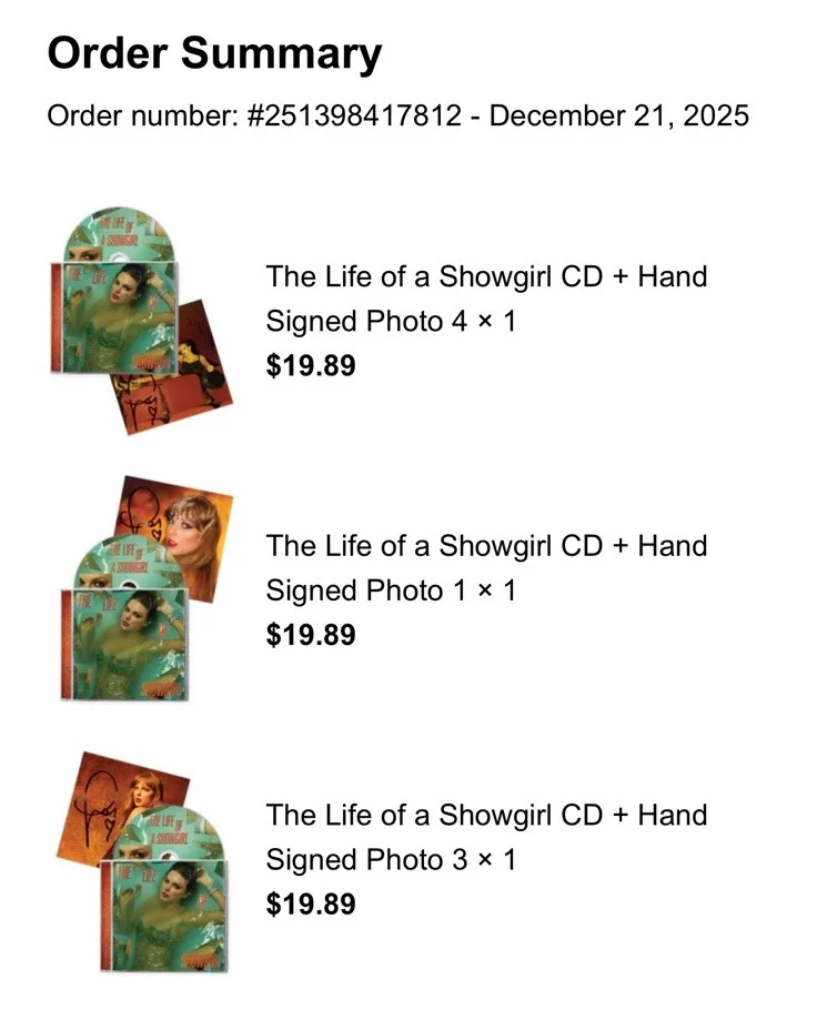 Authentic Taylor Swift “The Life of a Showgirl” CD –Hand Signed – Official Store, изображение 3