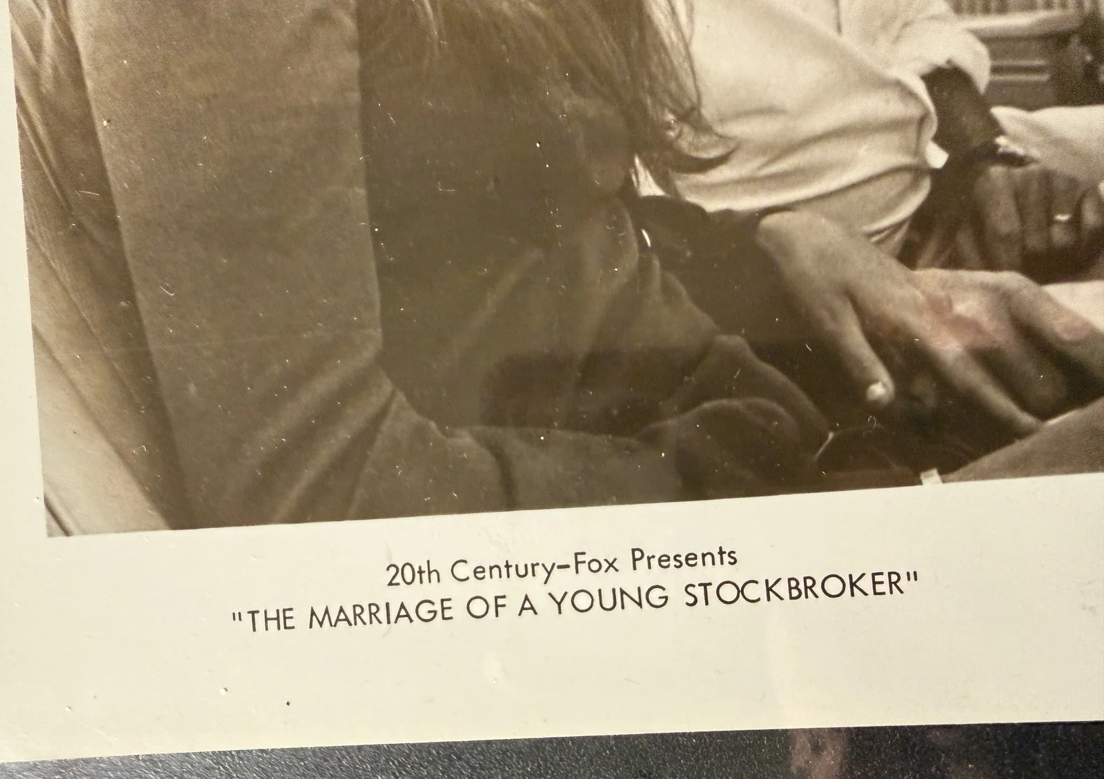 Richard Benjamin — Westworld RICHARD BENJAMIN signed promo 8x10 Marriage of a Young Stockbroker, изображение 3