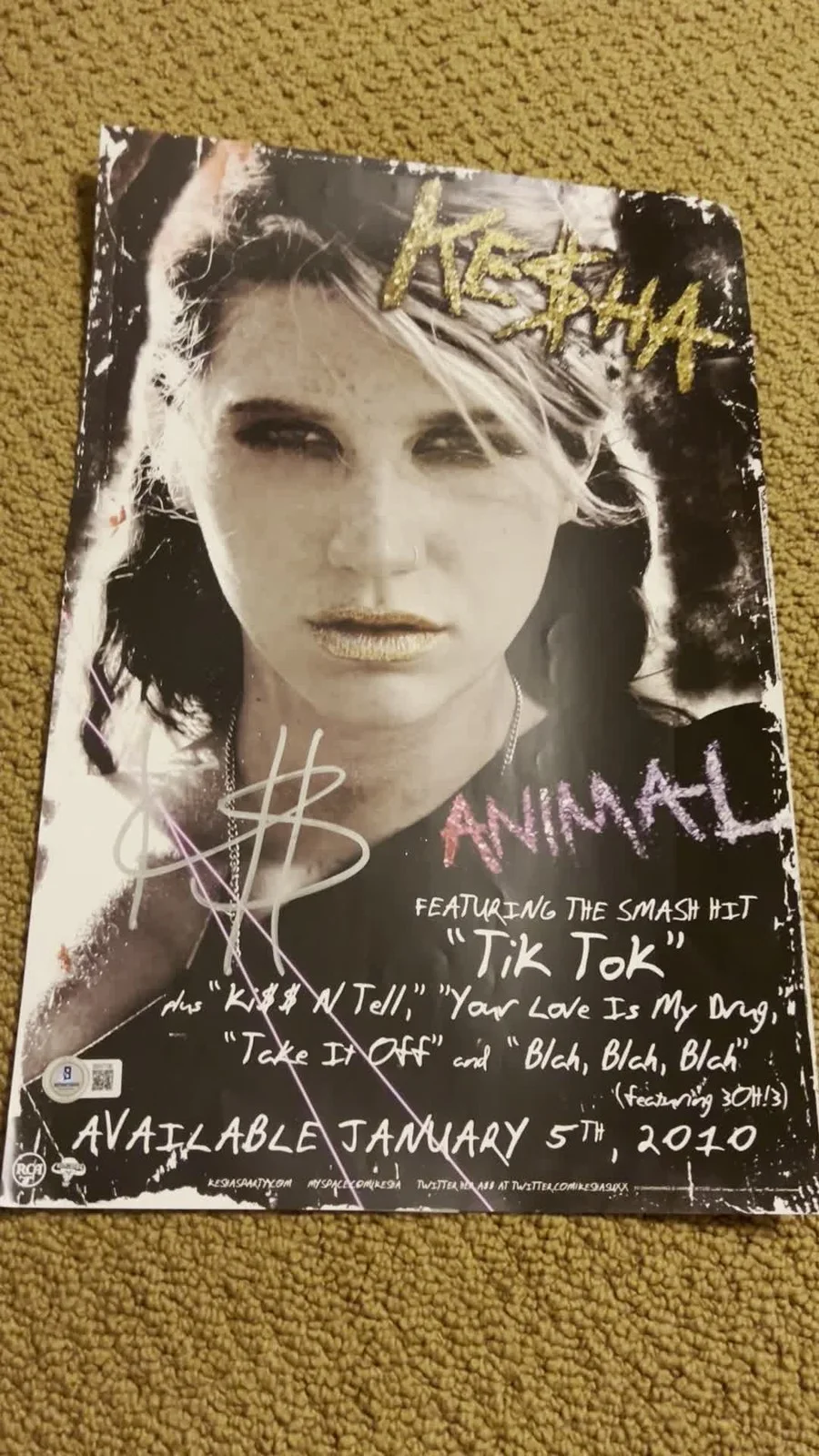 Ke$ha Autographed Promotional Poster Signed In Chicago At Lollapalooza In 2009, изображение 2