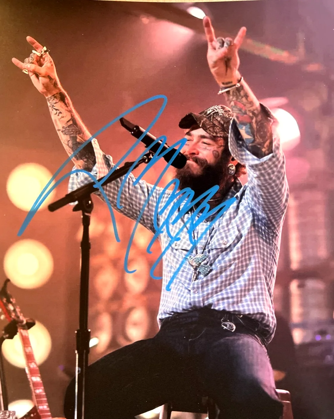 Keith Urban — POST MALONE Hand Signed 8x10" Authentic REAL Original Autograph w/COA, image 3