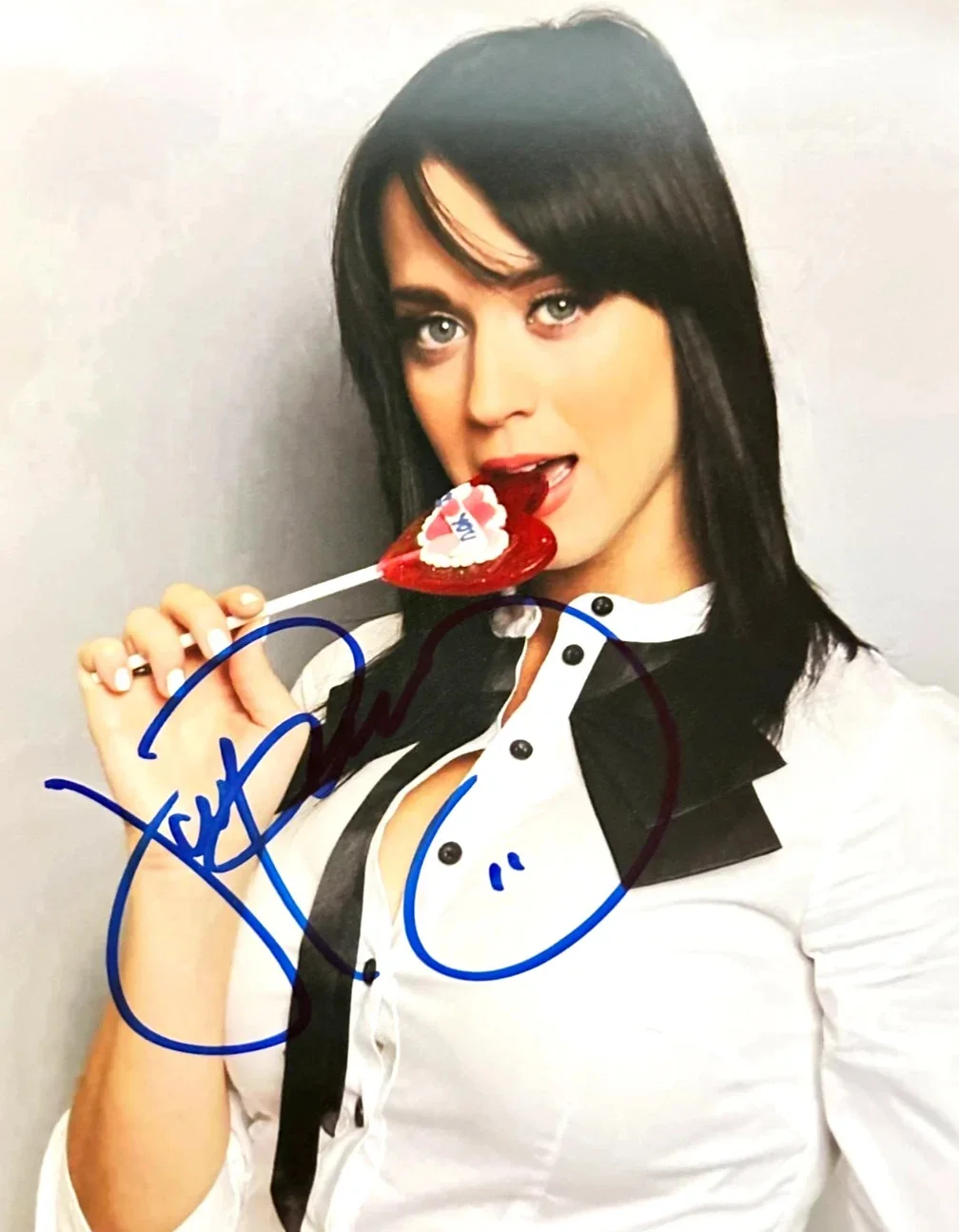 KATY PERRY Hand Signed Original 8x10 inch Photo Authentic Autograph w/COA, изображение 3