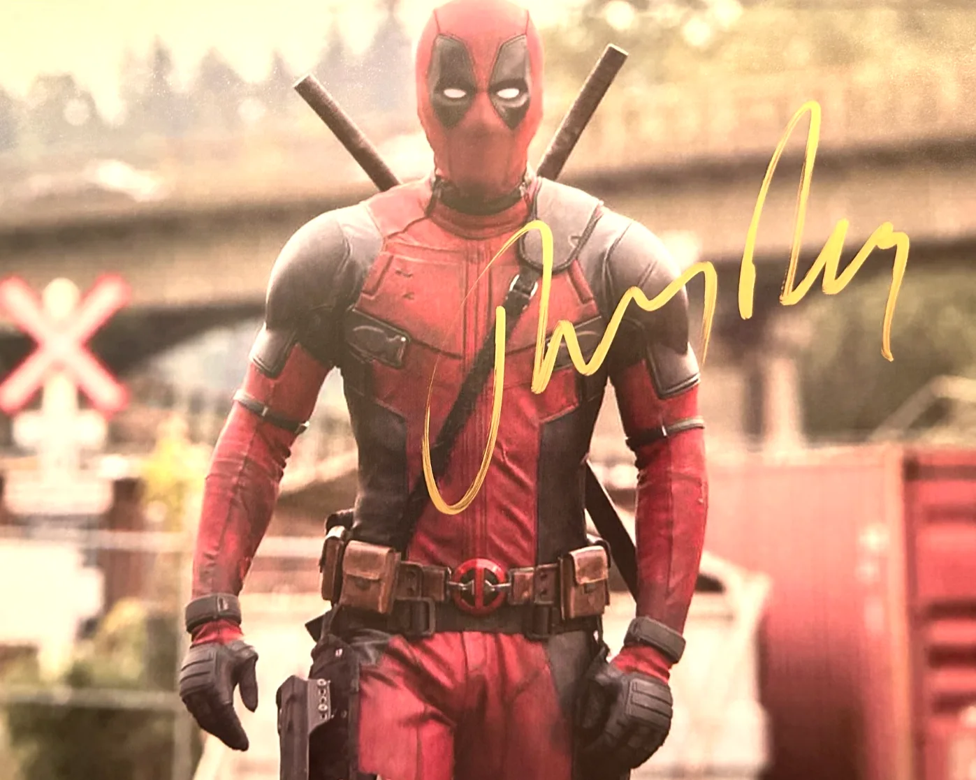 Ryan Reynolds — DEADPOOL (Ryan Reynolds) Signed 8x10" Authentic Original Autograph w/COA, image 3