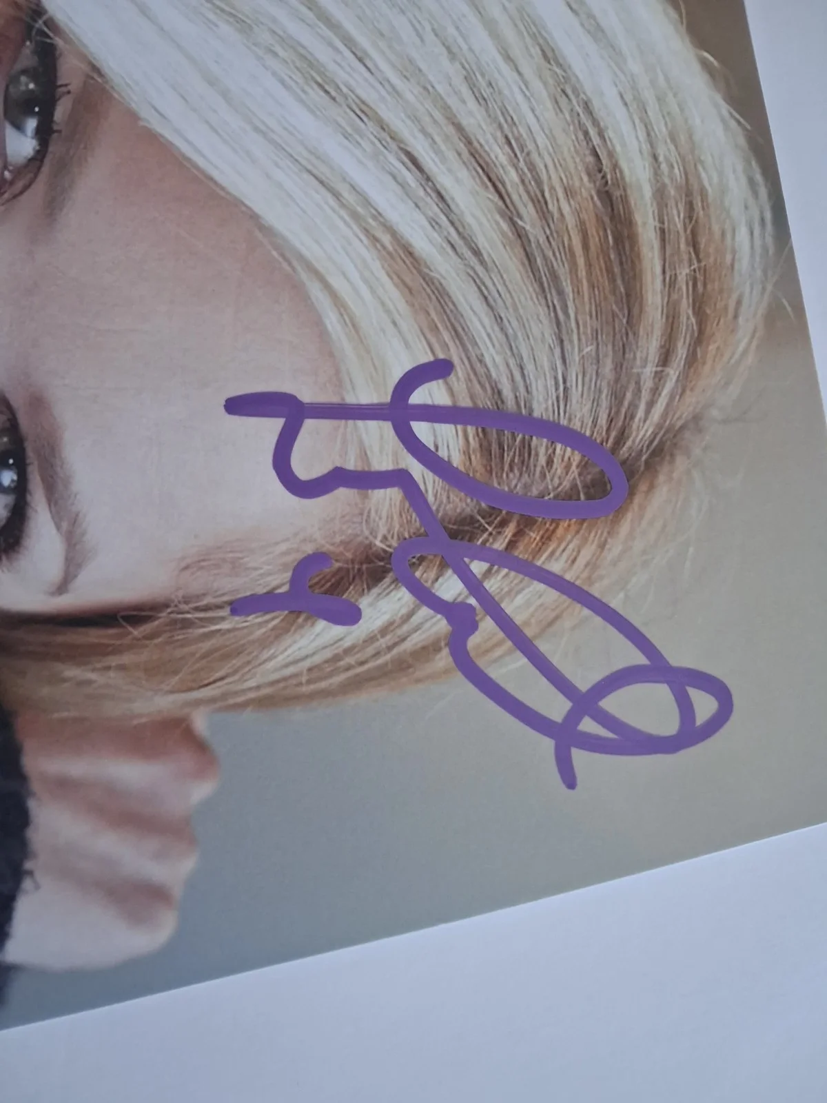 LISA FAULKNER Genuine hand signed autograph 8x10 photo EASTENDERS & HOLBY CITY, изображение 2