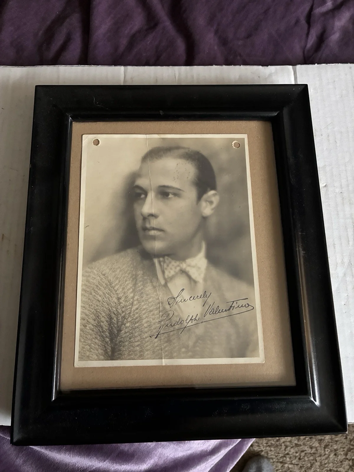 RUDOLPH VALENTINO — RUDOLPH VALENTINO LOVER RARE VERY OLD SIGNED AUTOGRAPHED VINTAGE PHOTO 6.5x8.5