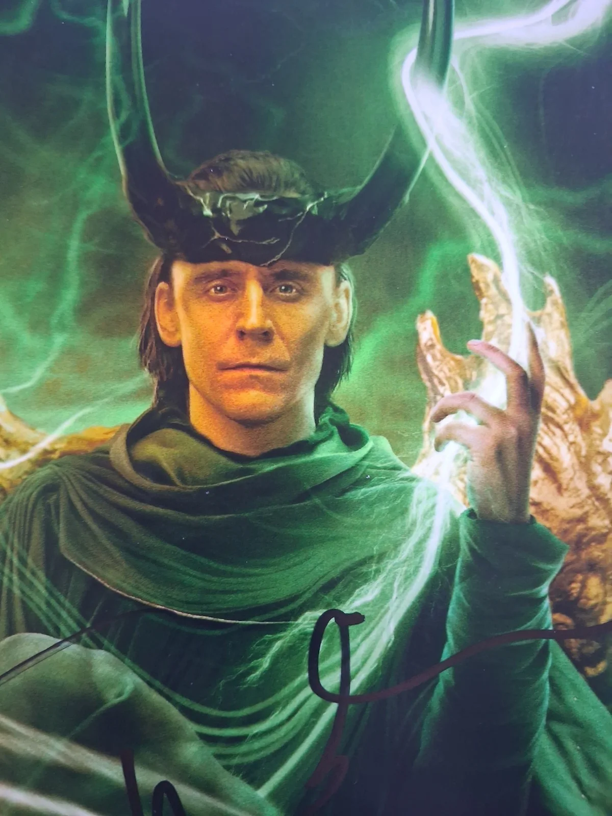 TOM HIDDLESTON - Genuine hand signed autograph 8x10 (LOKI, MARVEL), image 5