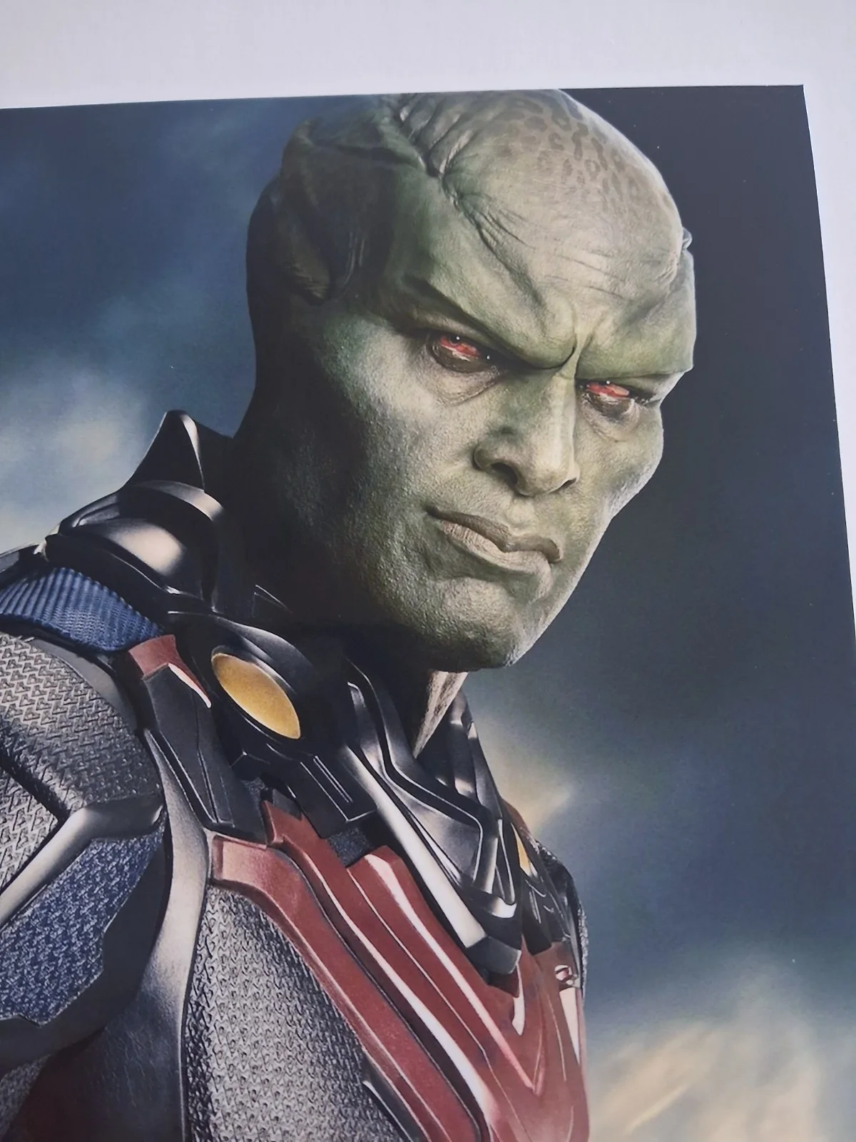 DAVID HAREWOOD Genuine hand signed autograph 8x10 MARTIAN MANHUNTER (SUPERGIRL), image 4