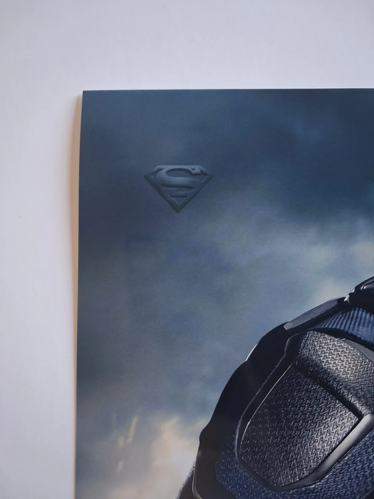 DAVID HAREWOOD Genuine hand signed autograph 8x10 MARTIAN MANHUNTER (SUPERGIRL), image 5
