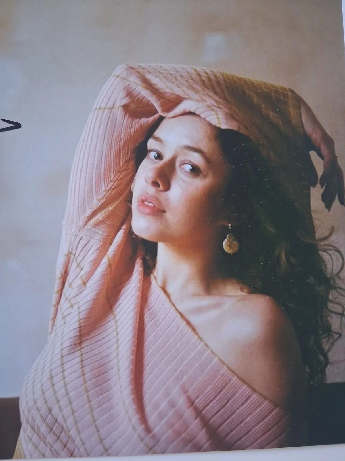 ISIS HAINSWORTH - Genuine hand signed autograph 8x10 photo (METAL LORDS), изображение 4