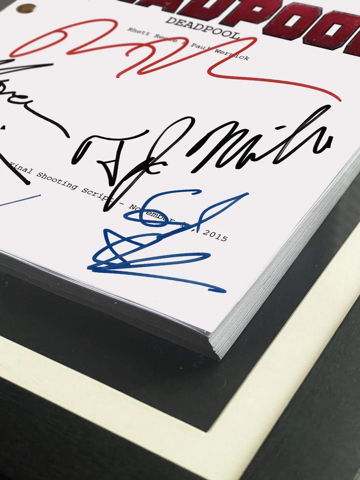 Deadpool, Signed Movie Prop Replica Script with Cast Autographs, Memorabilia, image 2
