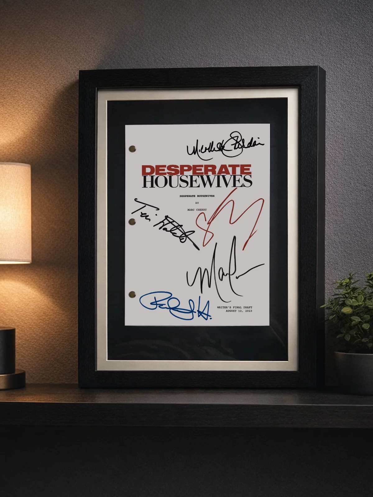 Desperate Housewives, Signed Movie Script, Full Screenplay Reproduction, image 4