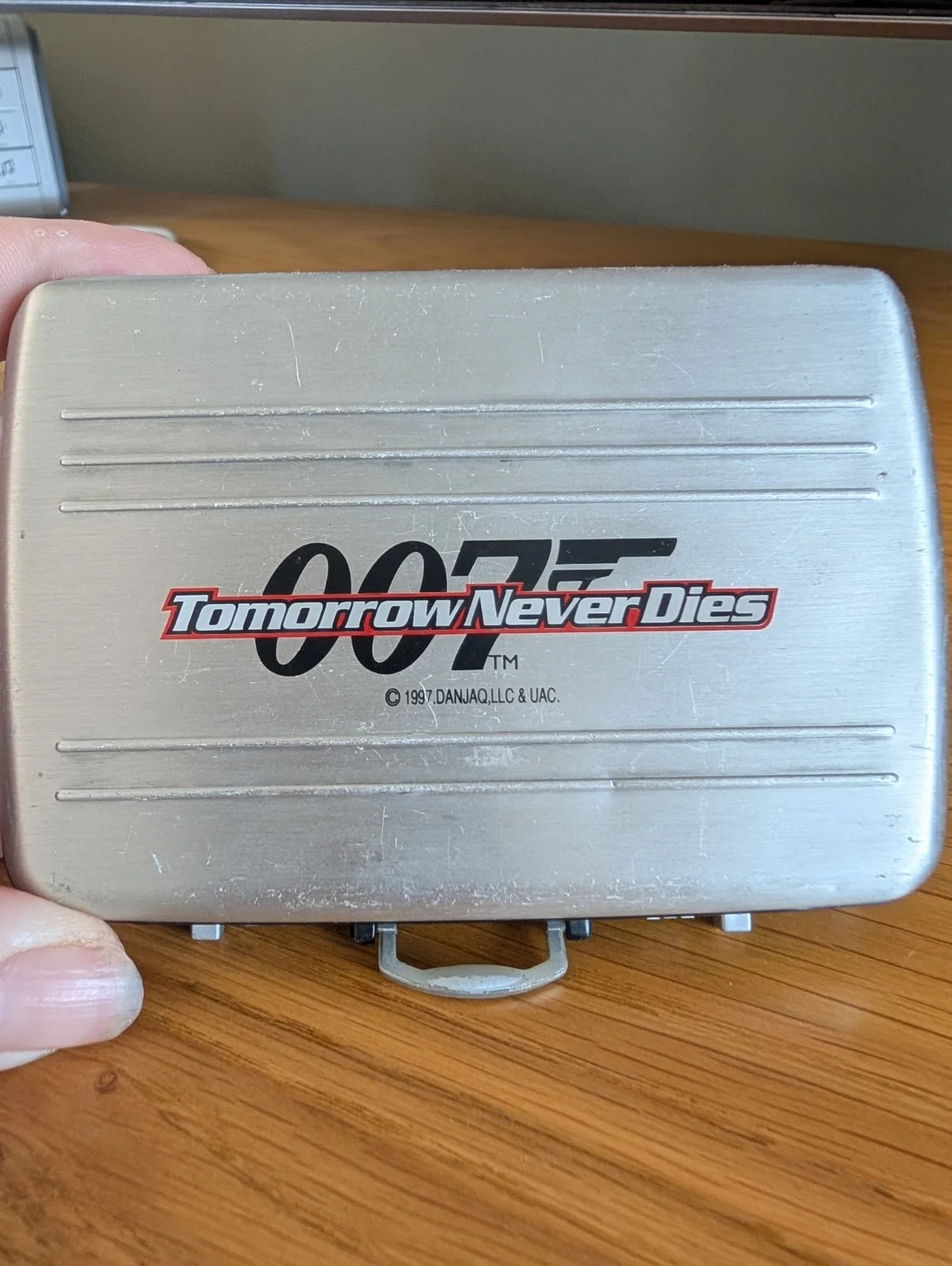 Vintage 1997 James Bond Tomorrow Never Dies Promo Solar Powered Calculator Rare, изображение 5
