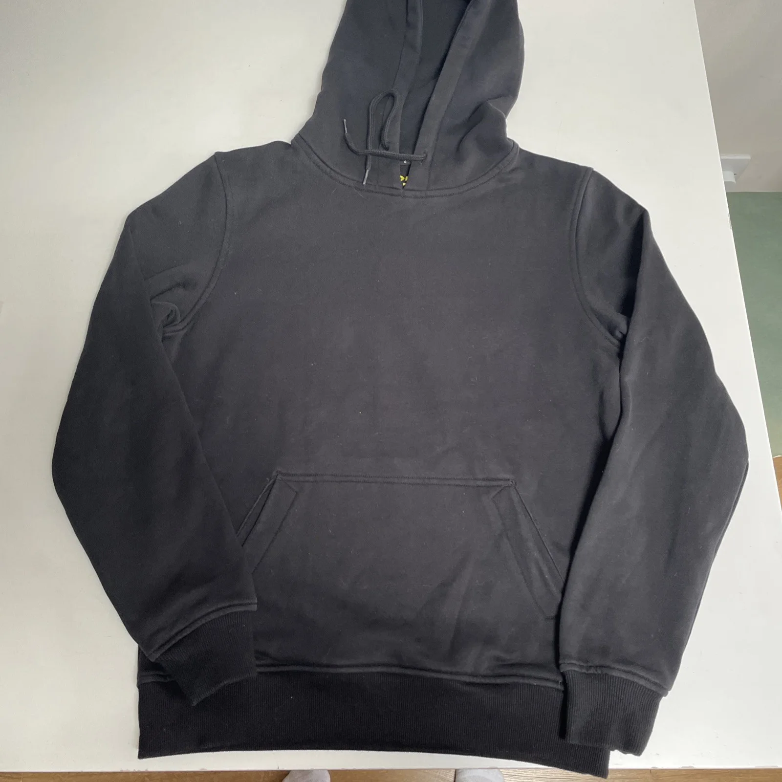 Batgirl Cast And Crew Hoodie DC Movie Film Production Wrap Gift Small, изображение 3
