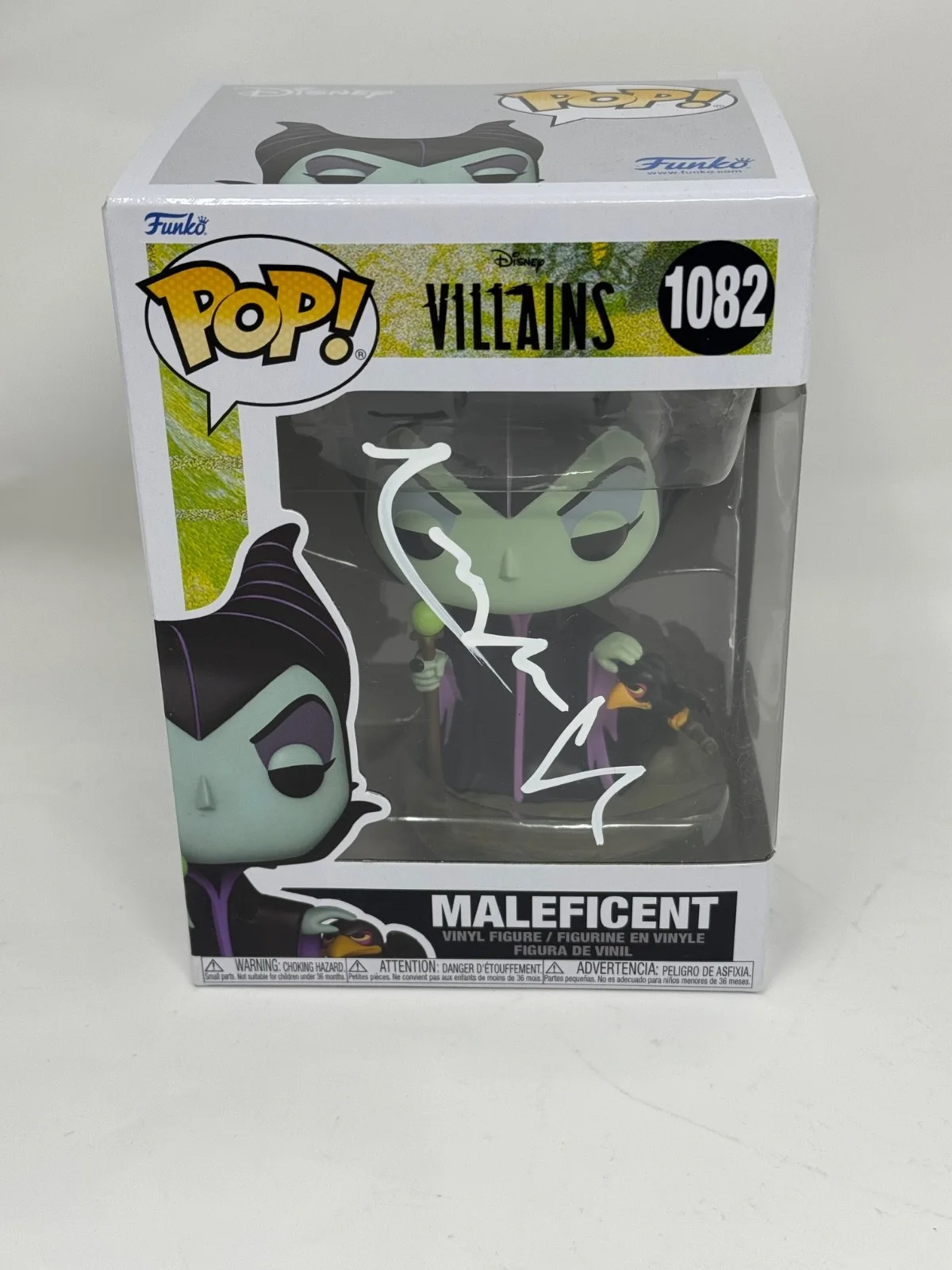 Angelina Jolie — Angelina Jolie Signed Autograph Maleficent Funko Pop Disney Villians #1082 JSA, изображение 3