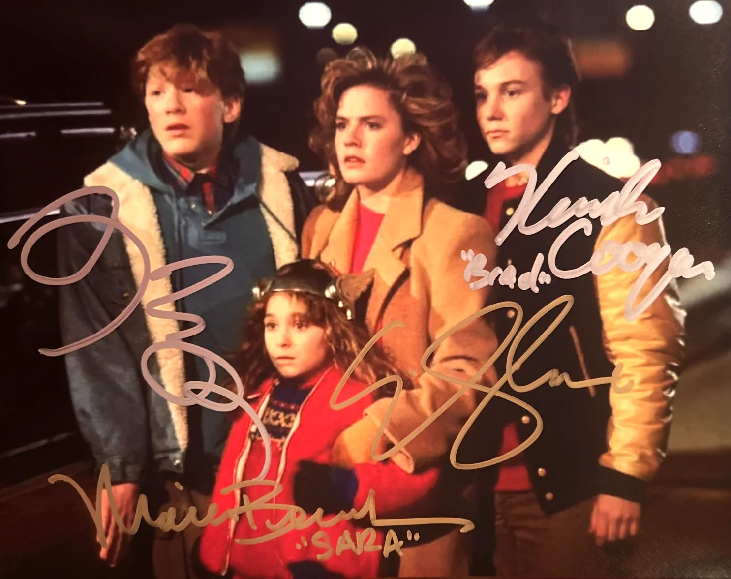Elisabeth Shue, Keith Coogan, Anthony Rapp, Maia Brewton — ADVENTURES IN BABYSITTING Cast Signed 8x10" Authentic Original Autographs w/COA