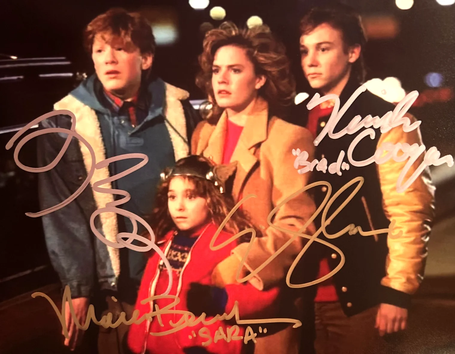 Elisabeth Shue, Keith Coogan, Anthony Rapp, Maia Brewton — ADVENTURES IN BABYSITTING Cast Signed 8x10" Authentic Original Autographs w/COA, изображение 3