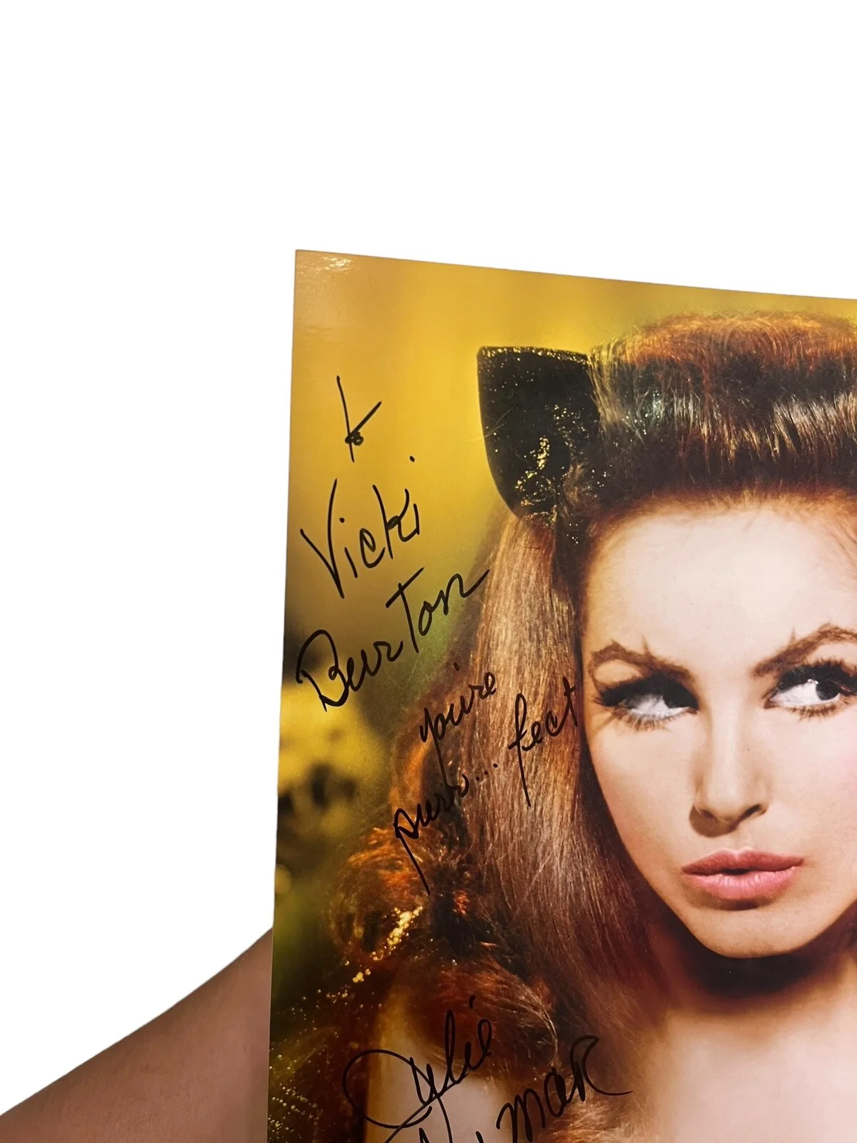 Julie Newmar — JULIE NEWMAR Signed Autographed 8x10 BATMAN CATWOMAN Photo Authentic, изображение 3