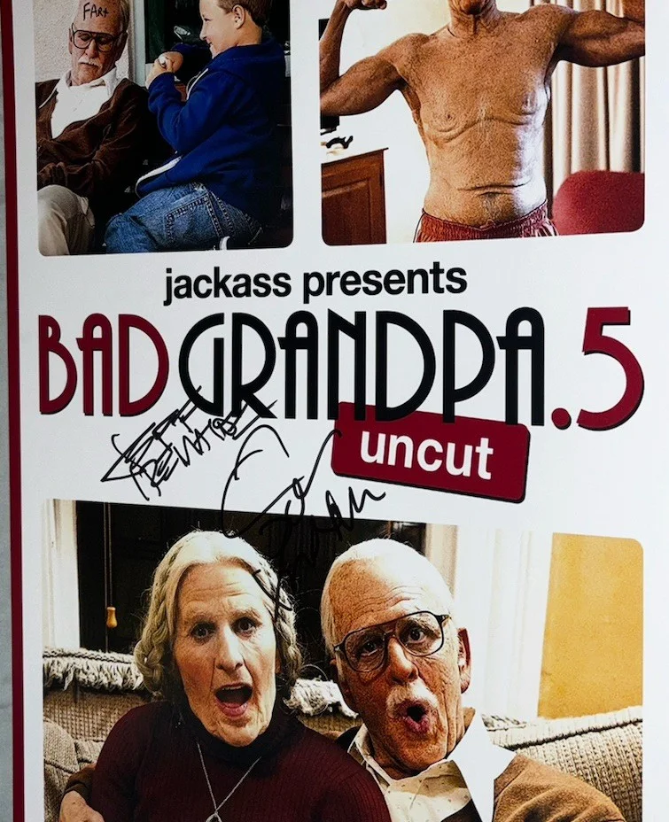Johnny Knoxville & Director Jeff Tremaine Signed 12x18 Photo Jackass Bad Grandpa, изображение 2