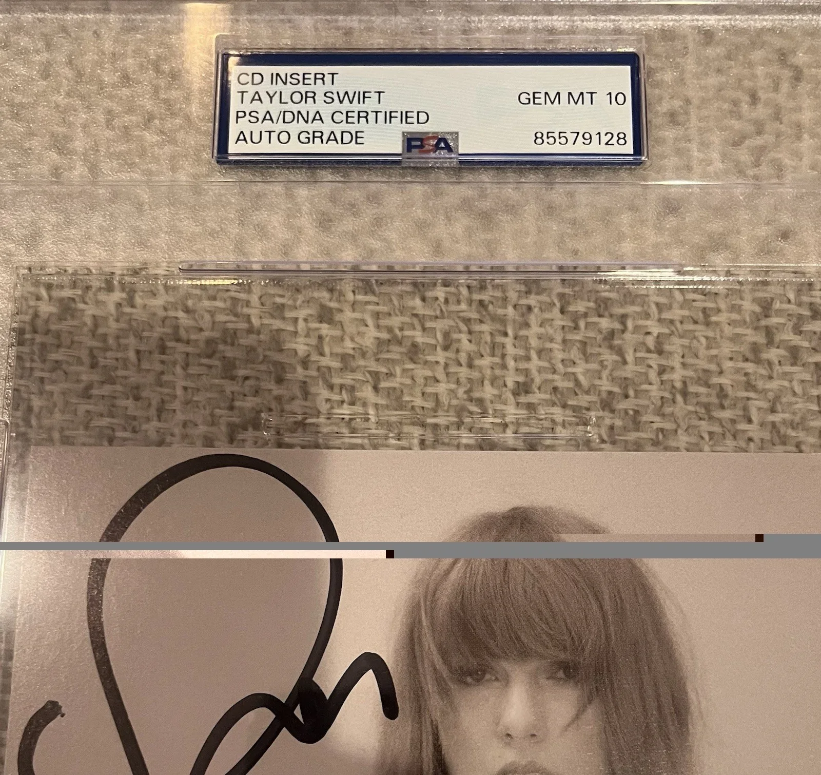 Taylor Swift Signed CD Cover PSA/DNA Gem Mint 10, image 3