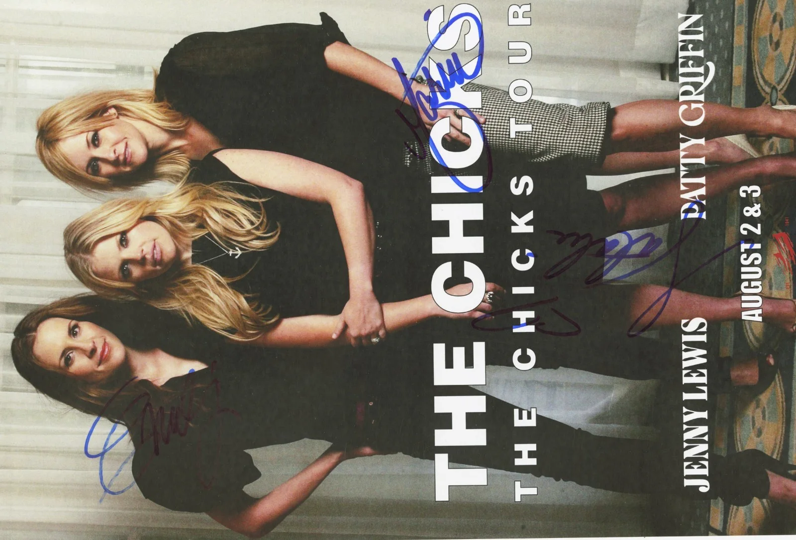 The Dixie Chicks autographed concert poster 2022 Natalie Maines Emily Robison +1, изображение 2