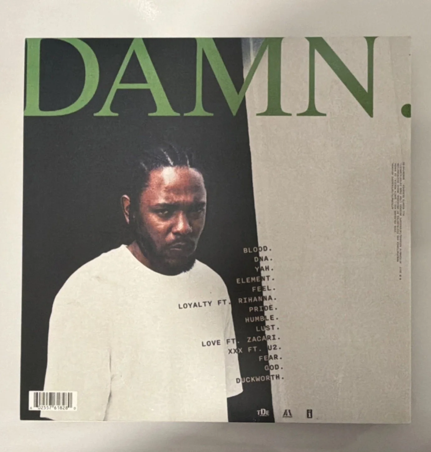 DAMN. Autographed Vinyl Record Red Edition *never played*, image 3