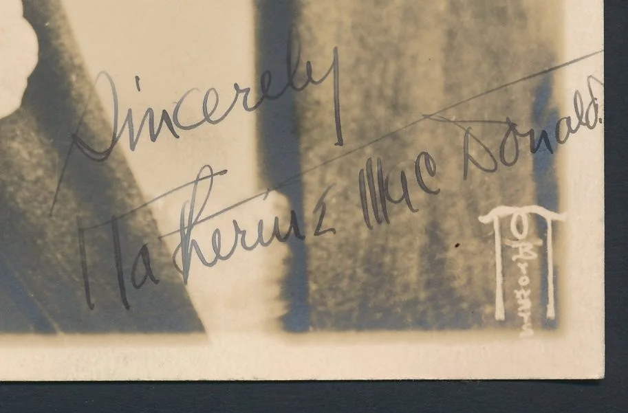 Katherine MacDonald - 1920 Signed Double Weight 5x7 Photo - Silent Star -d. 1956, изображение 2