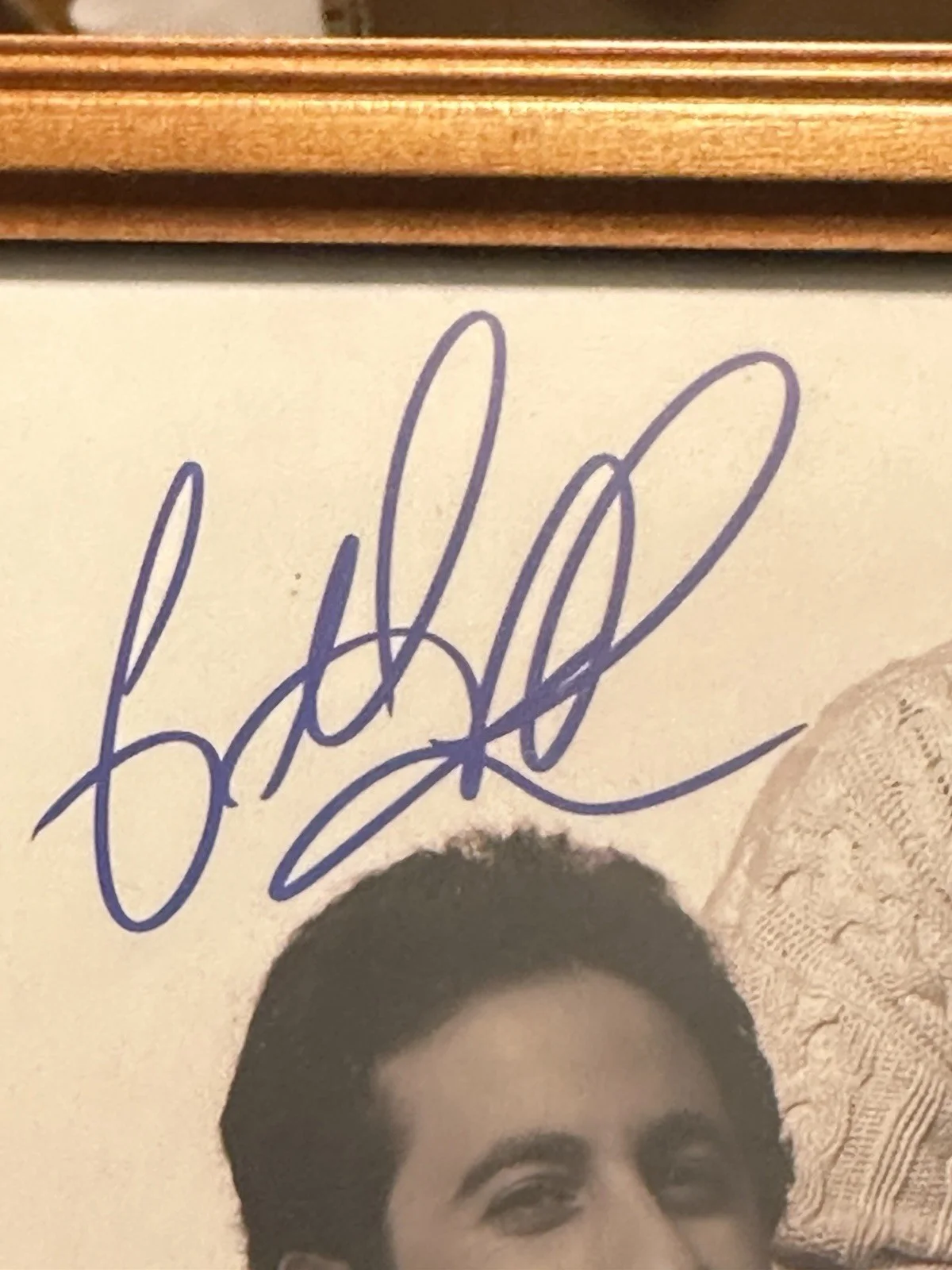 Seinfeld Cast Signed Photo (3 Signatures) autographed 8x10 Photo Framed w/ COA, image 2